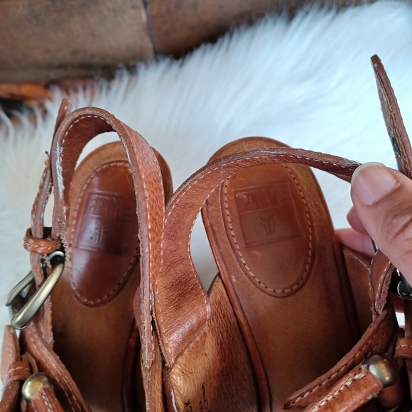 Frye Peek Toe Leather Chunky Heels - Picture 6 of 8